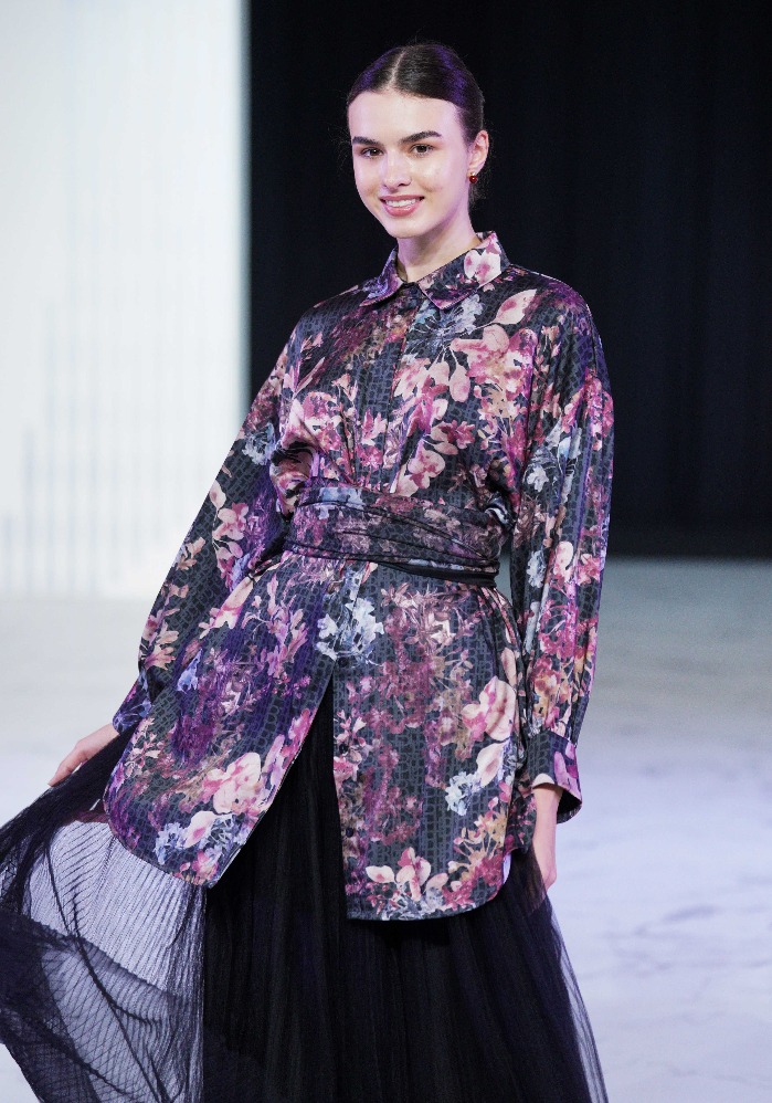Koleksi Benang Jarum 1 (Sumber Foto: Fashion Nation XIX)