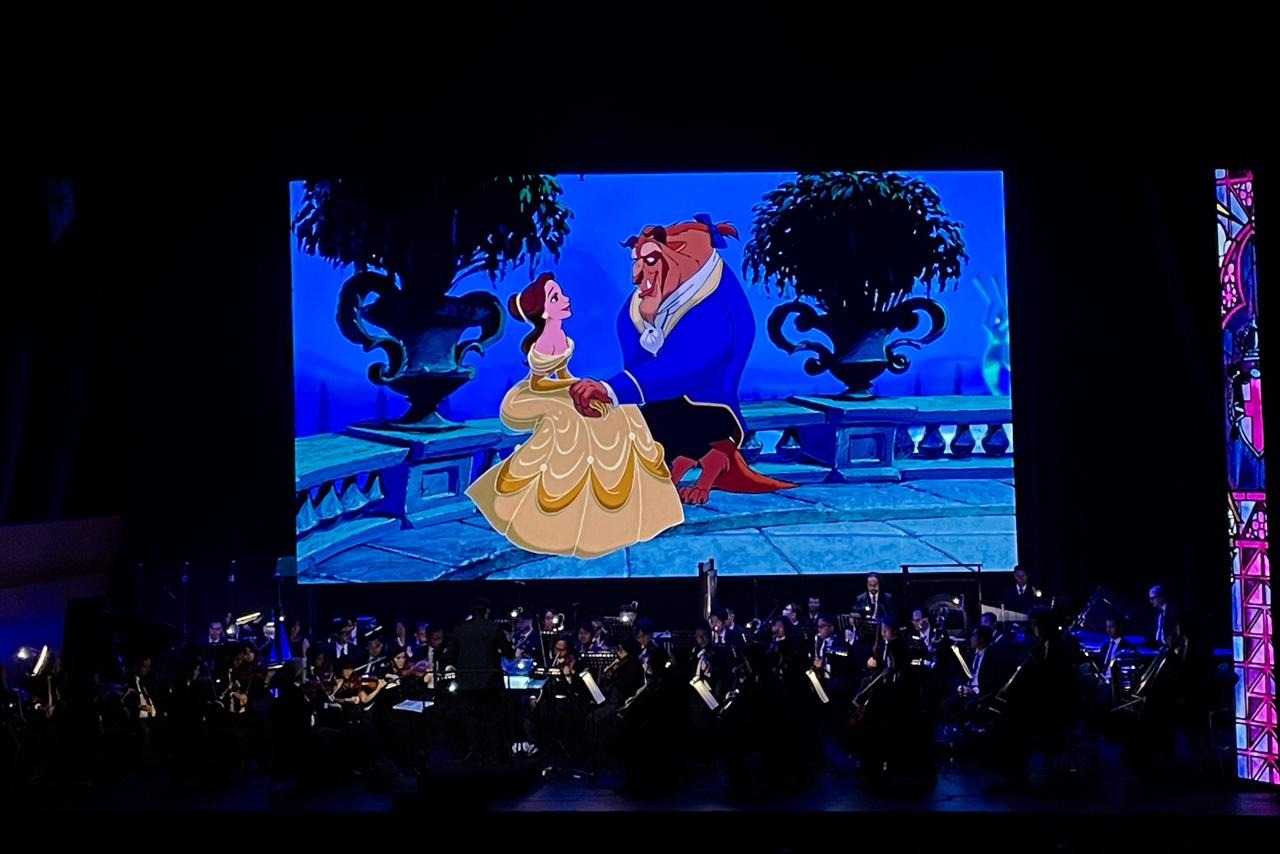 Pertunjukan Beauty and The Beast (Sumber gambar: Hypeabis.id/ Robby Fathan) Pertunjukan Beauty and The Beast (Sumber gambar: Hypeabis.id/ Robby Fathan)