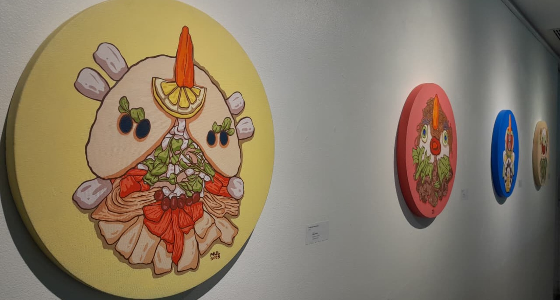 Sejumlah lukisan karya Mngmoel dalam pameran Edible Dreams di Artotel Thamrin, Jakarta Sejumlah lukisan karya Mngmoel dalam pameran Edible Dreams di Artotel Thamrin, Jakarta