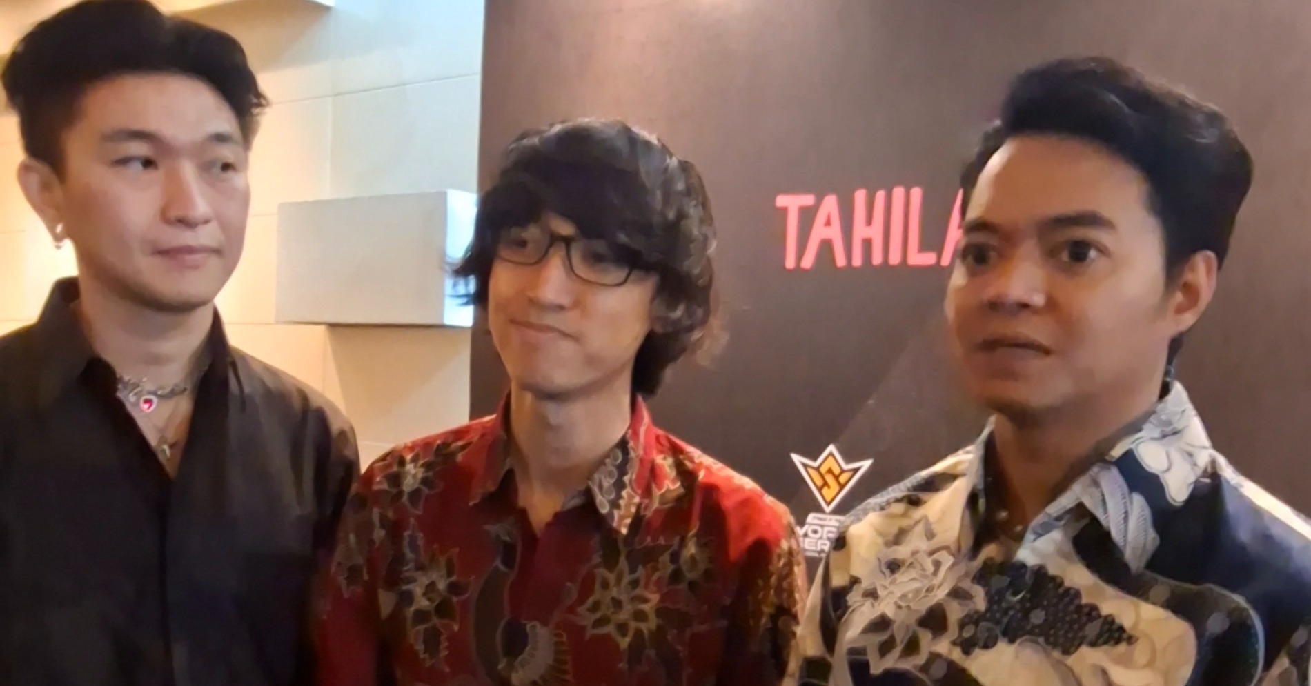 Weird Genius mengisi latar musik FFWS Global Finals 2025 di Jakarta. (Sumber foto: Desyinta Nuraini/Hyepeabis.id)