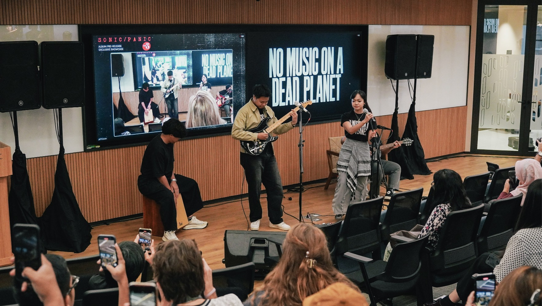 Reality Club (Sumber gambar: dok IKLIM, The Indonesian Climate Communications, Arts & Music Lab)