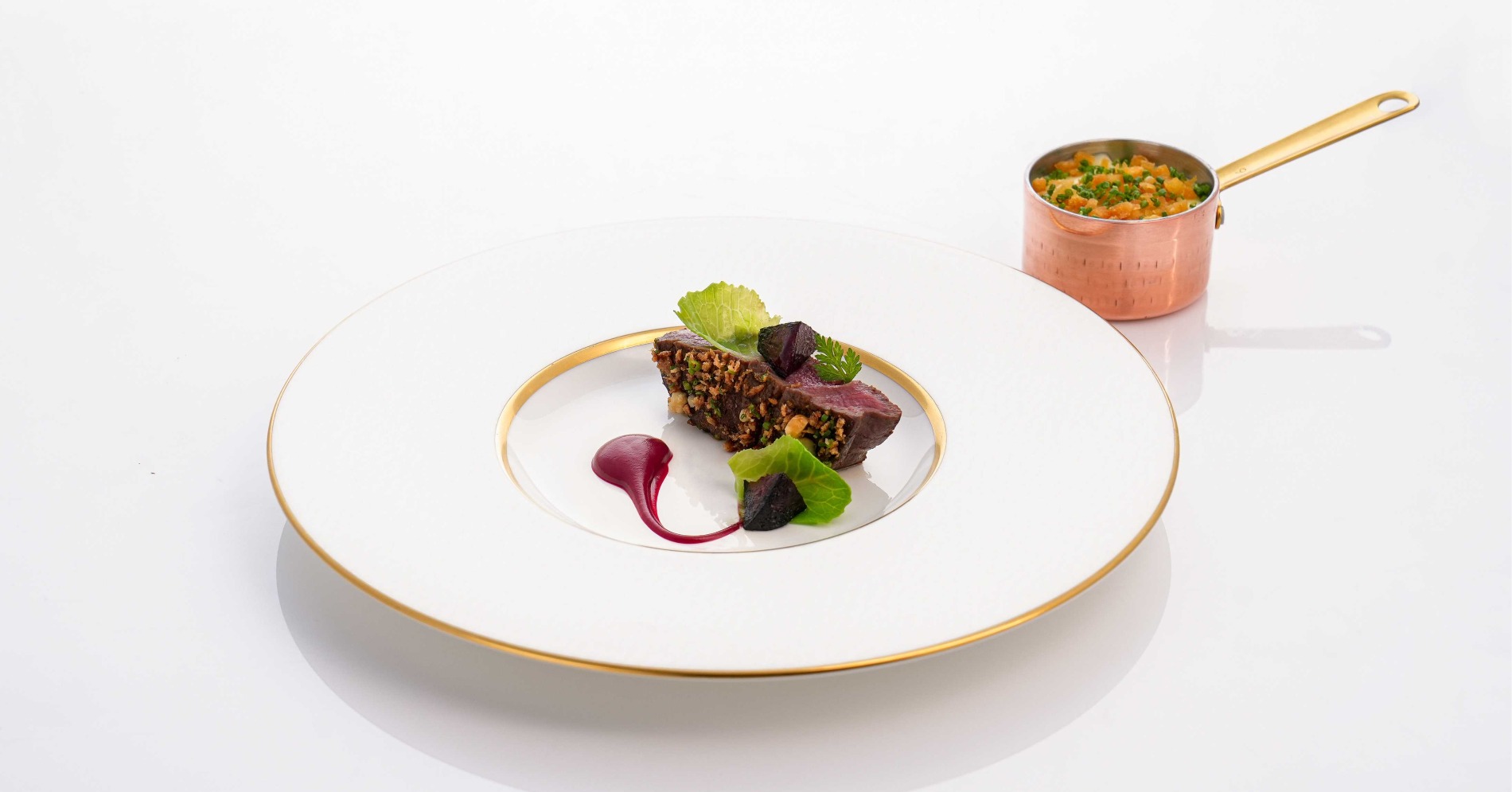 Wagyu Tenderloin (Sumber Foto: The Crown)