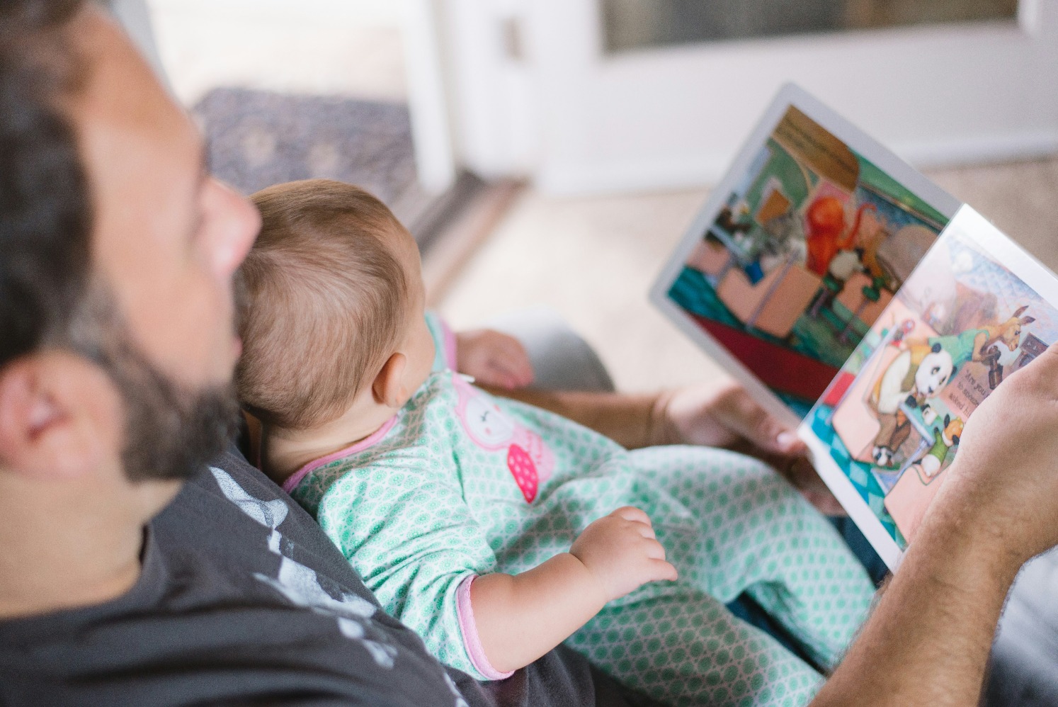 Ilustrasi membaca anak (Sumber gambar: Unsplash/Picsea)