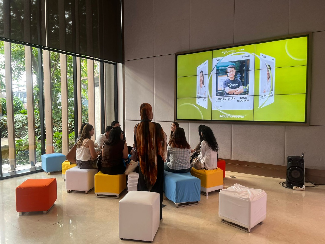 Sesi Industry Icons bersma Michelle Ham dari Skin Game di The Commons 3.0: The Circle di Urban Forest Cipete, Jakarta Selatan pada Minggu (19/10/2025)  (Sumber gambar: Indah Permata Hati/Hypeabis.id)