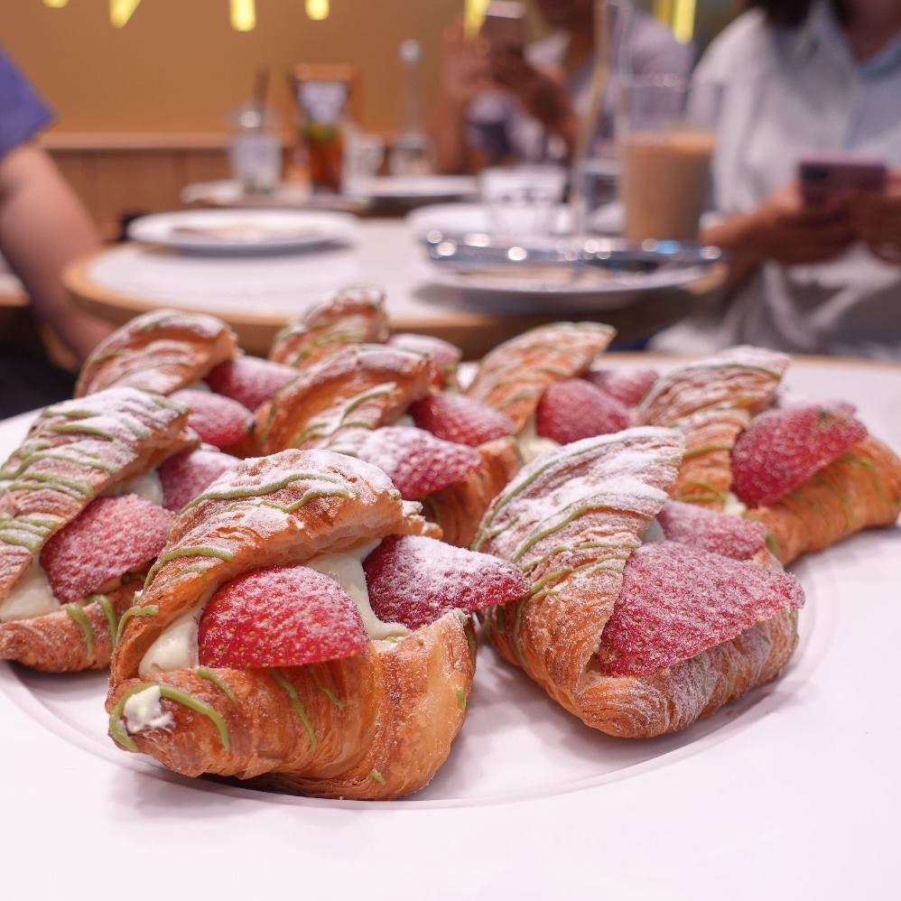 Paris Baguette resmi membuka gerai terbarunya di Depok, tepatnya di Margocity, pada pekan ini. (Sumber gambar: Chelsea Venda/Hypeabis.id)