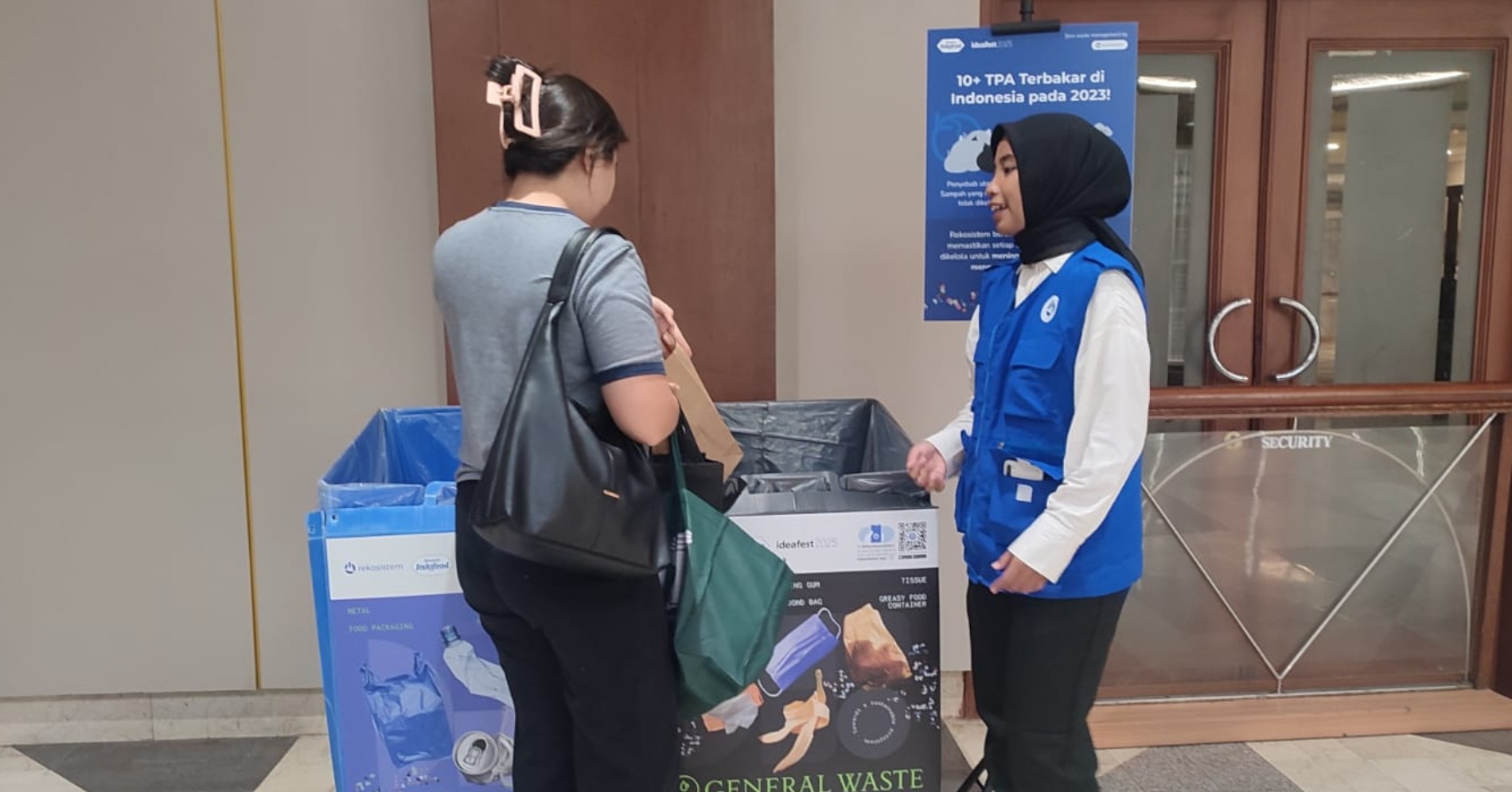 Pengelolaan sampah di IdeaFest 2025. (Sumber gambar: Indofood/Rekosistem)