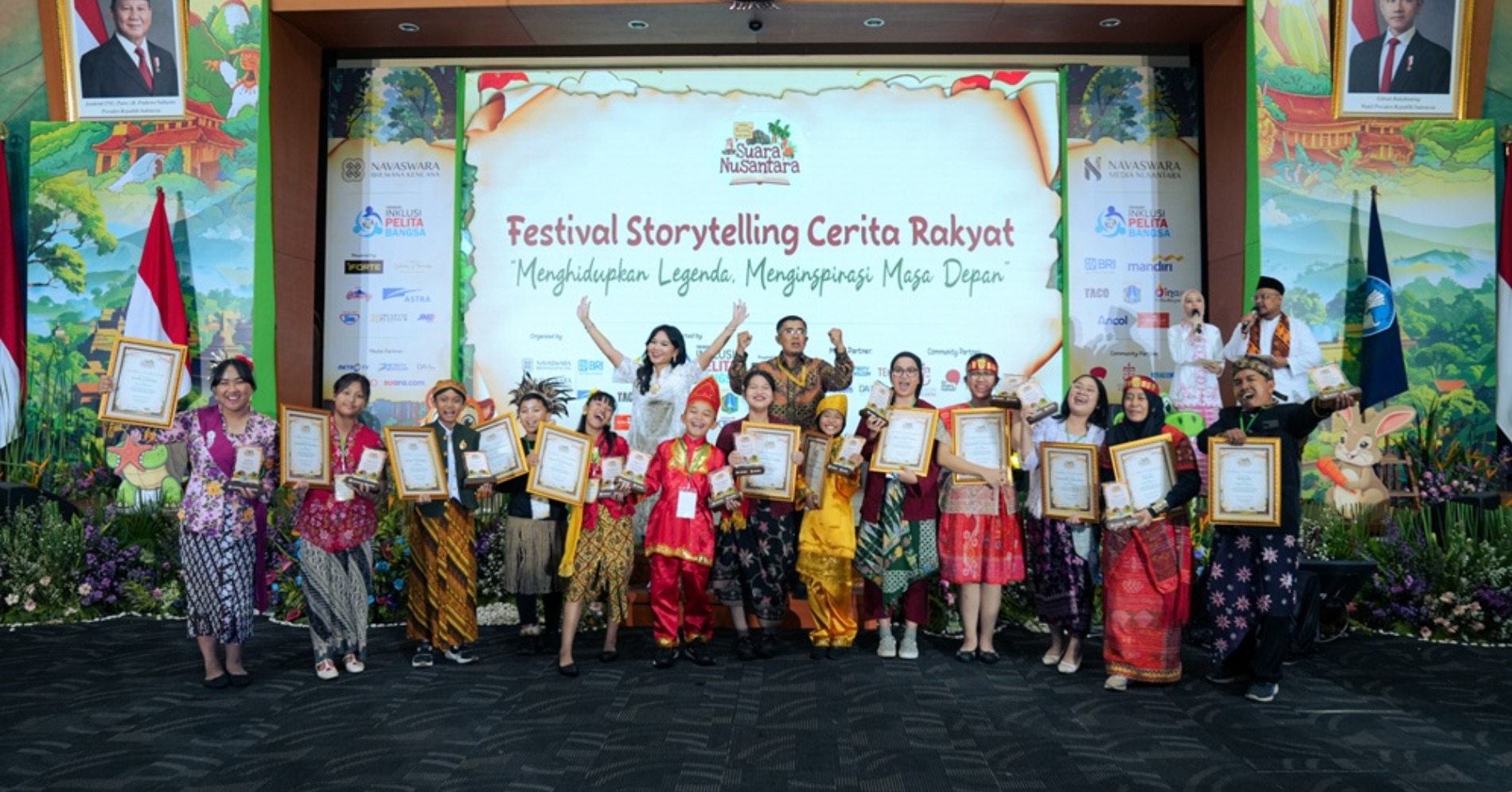 Para juara Festival Storytelling Cerita Rakyat “Suara Nusantara” 2025 Para juara Festival Storytelling Cerita Rakyat “Suara Nusantara” 2025