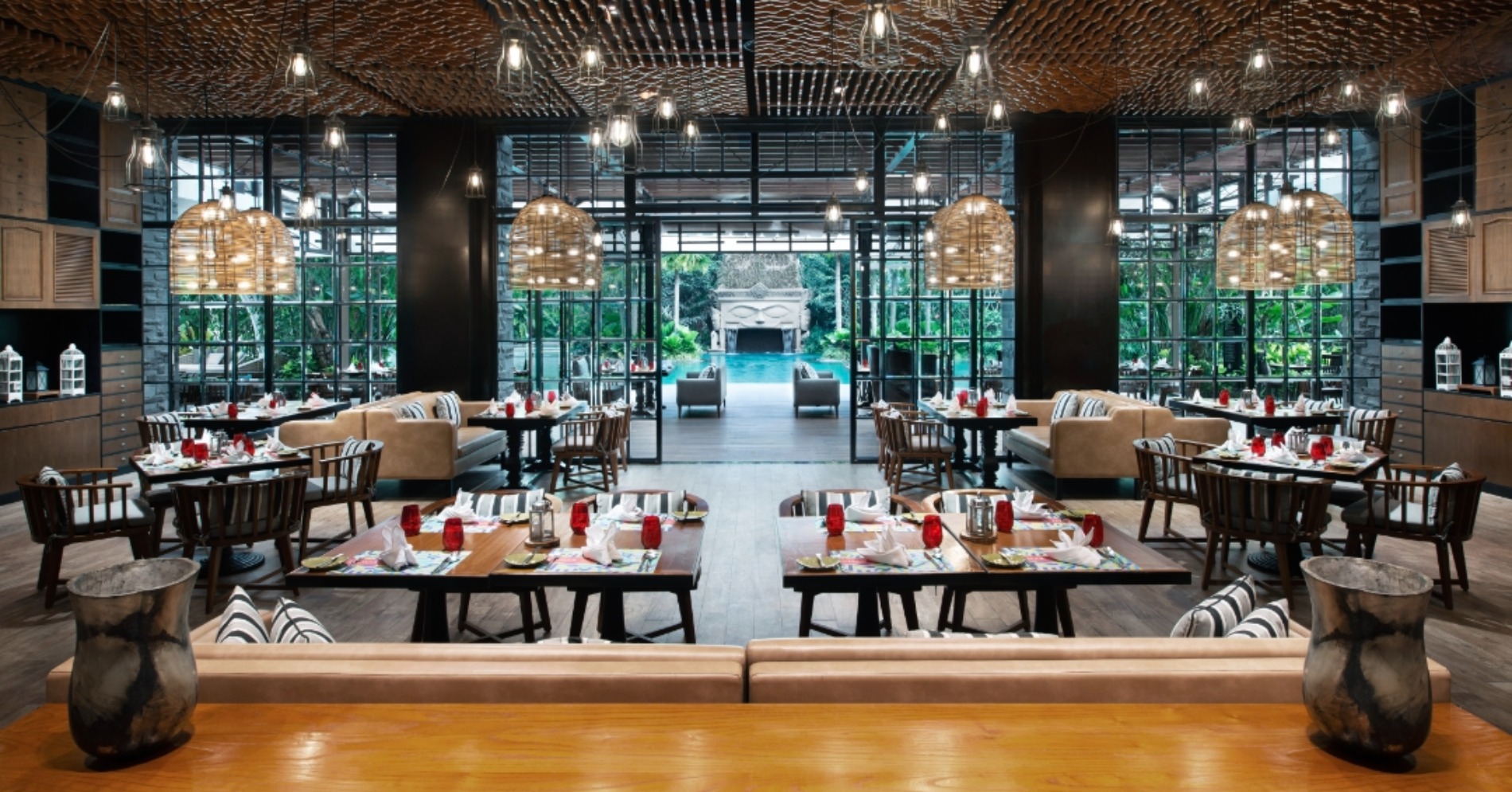 Damar Restaurant. (Sumber gambar: Pullman Ciawi) Damar Restaurant. (Sumber gambar: Pullman Ciawi)