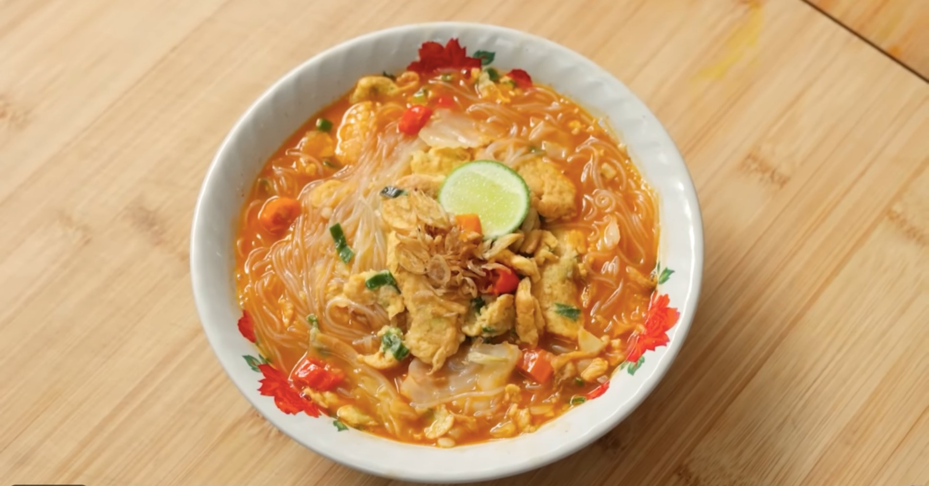 Resep Sohun Kuah Telur Pedas, Hangat & Berkuah