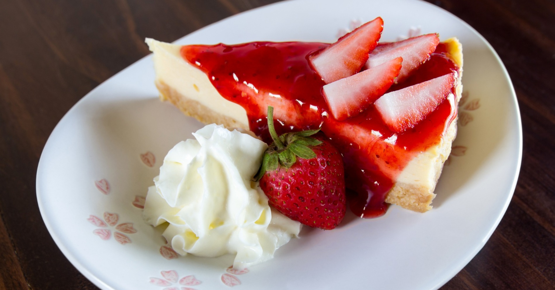 Resep Cheesecake Strawberry Hidangan Manis untuk Rayakan Hari Valentine