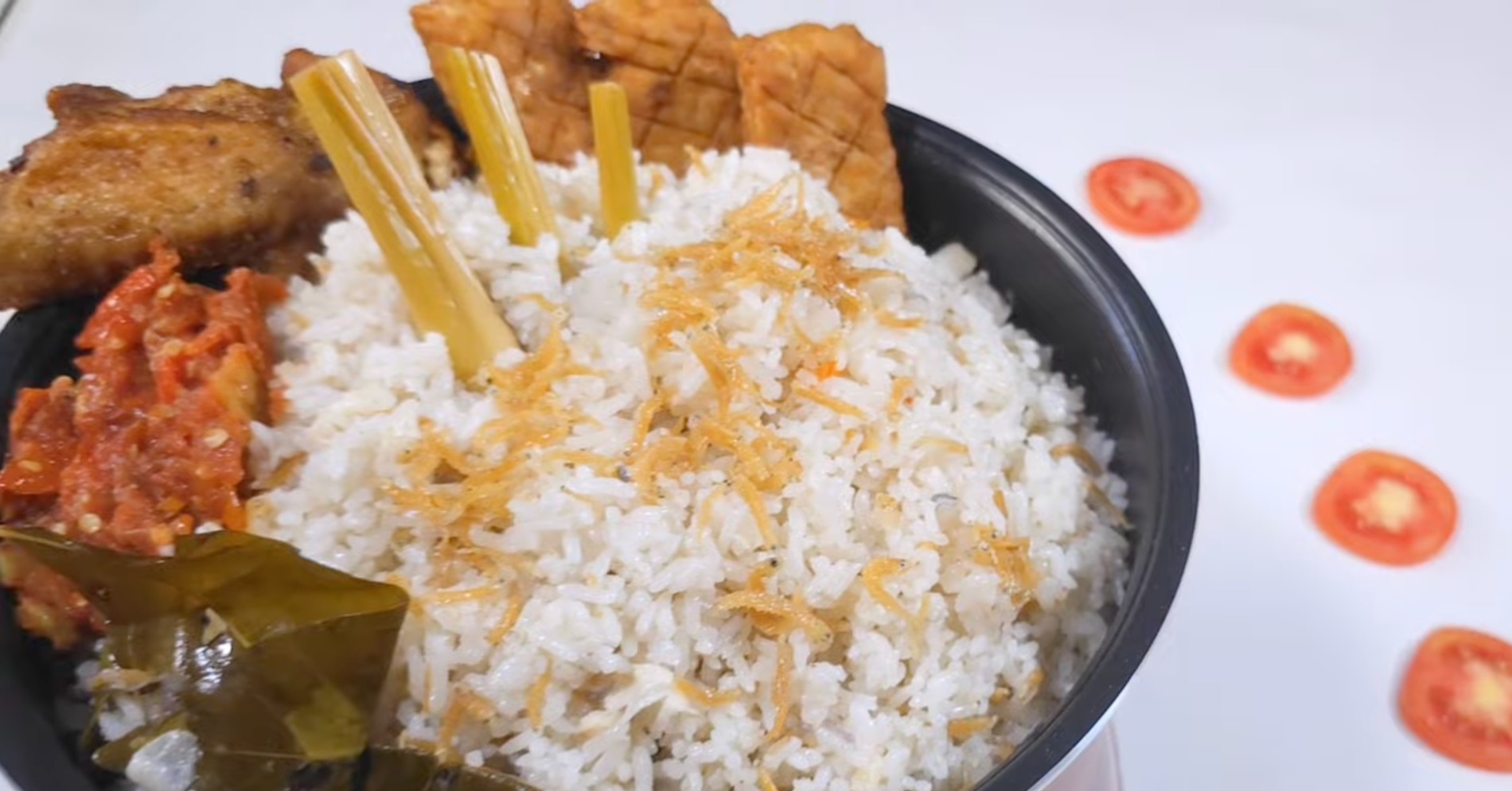 Resep Nasi Liwet Teri Medan Gurih dan Praktis