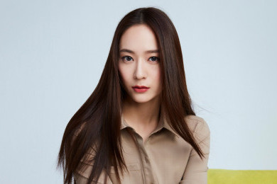 Krystal f(x) Digaet Jadi Duta Global Pertama Charles & Keith