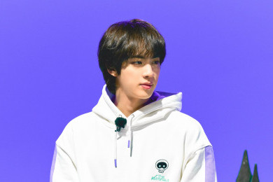 Genap Berusia 30 Tahun, Simak Profil & Fakta Menarik Jin BTS