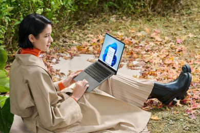 Cek Spesifikasi ASUS Zenbook S 13 OLED, Laptop Tipis & Ringan dengan Fitur Lengkap