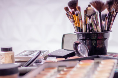 Tren Makeup dan Skincare Favorit Perempuan Indonesia, dari yang Simple hingga Jenama Lokal
