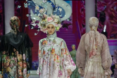 Shella Saukia Hadirkan 70 Set Busana Modest Wear Bertema Palestina dan Aceh