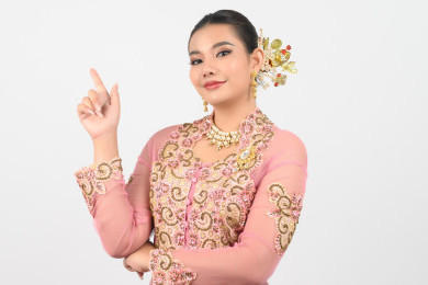 7 Rekomendasi Baju Kebaya untuk Hari Kartini 2024, Cantik nan Anggun