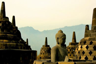 Serba-Serbi Hari Waisak 2024 di Candi Borobudur: Jam Operasional hingga Rangkaian Acara