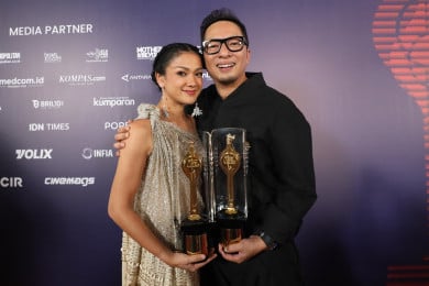 Momen Haru Ringgo Agus Rahman & Nirina Zubir Raih Piala Citra Pemeran Utama Terbaik FFI 2024