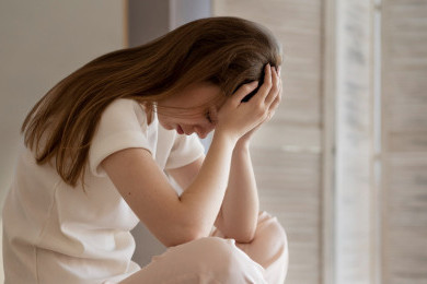 Kenali Anxiety Disorder: Gejala, Penyebab, sampai Faktor Risikonya