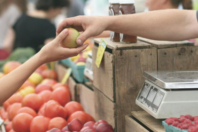 Survei: Konsumen Makin Selektif dan Sensitif Harga dalam Berbelanja