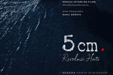 Setelah 14 Tahun, Film 5 cm Kembali dengan Sekuel 5 cm: Revolusi Hati