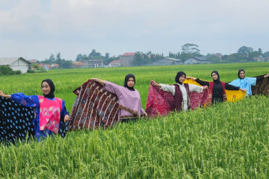 Menyelamatkan Batik Tulis Batang Warisan Budaya yang Terancam Punah