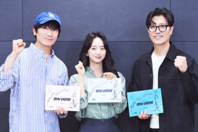 Drama Baru Ji Sung, Judge Lee Han Young Pamer Chemistry di Sesi Script Reading