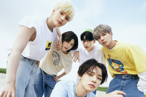 TXT Rilis Poster Teaser Misterius untuk Video Klip Lagu Frost