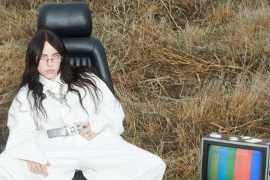 Billie Eilish Berpeluang Debut Akting di Film Adaptasi Novel Klasik The Bell Jar