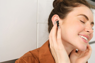 Bahaya di Balik Earphone, Volume Tinggi Bisa Bikin Telinga Cepat Tua