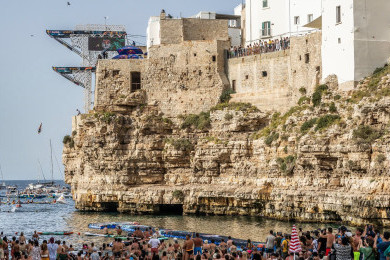 Bali Jadi Tuan Rumah Pembuka Red Bull Cliff Diving World Series 2026
