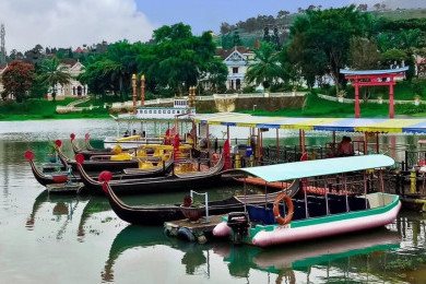 10 Destinasi Wisata Bogor yang Mudah Dijangkau, Ada Taman Safari dan Little Venice