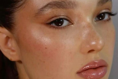 10 Gaya Makeup yang Bisa Kamu Sesuaikan dengan Mood & Acara