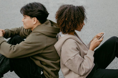 Survei: 45 Persen Gen Z Dengarkan Podcast Lebih dari 1 Jam per Hari