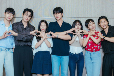 Spring Fever Hadirkan Romansa Slow Burn Ahn Bohyun - Lee Joobin