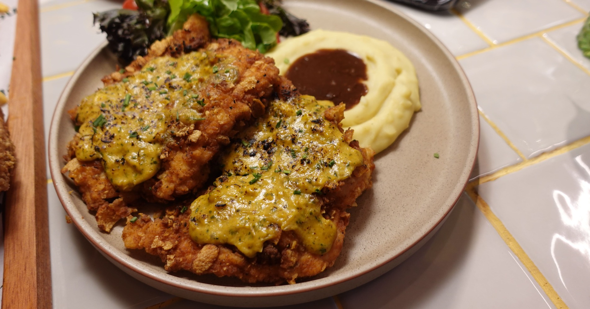Menjajal Olahan Ayam yang Dirawat Layaknya Sapi Wagyu ala Kitchenette