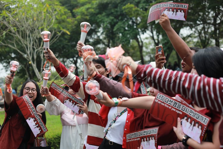 LOMBA FOTO EKSPRESI KEMERDEKAAN