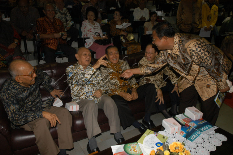 LOMBA FOTO EKSPRESI KEMERDEKAAN