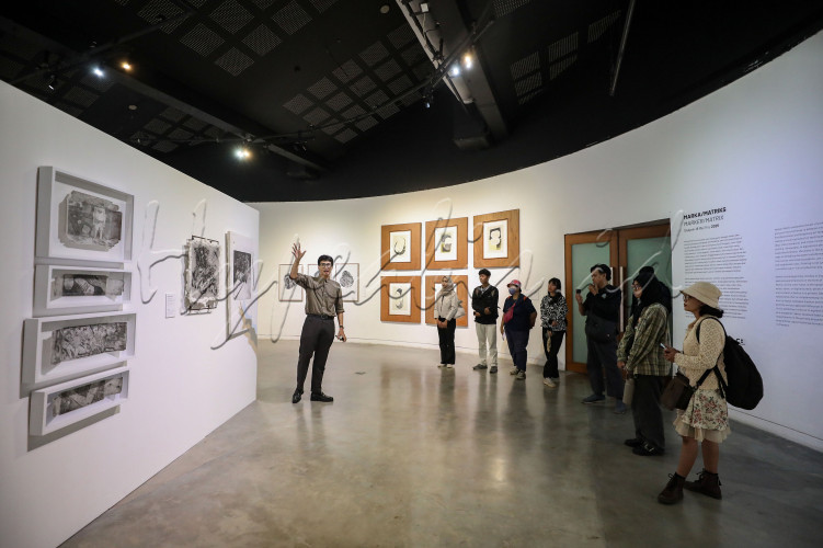LOMBA FOTO EKSPRESI KEMERDEKAAN
