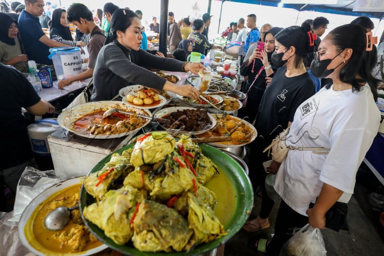 LOMBA FOTO EKSPRESI KEMERDEKAAN