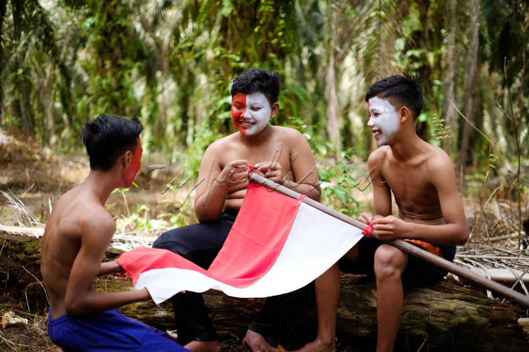 Sejak kecil harus sebisa mungkin menjunjung tinggi negeri tercinta ini