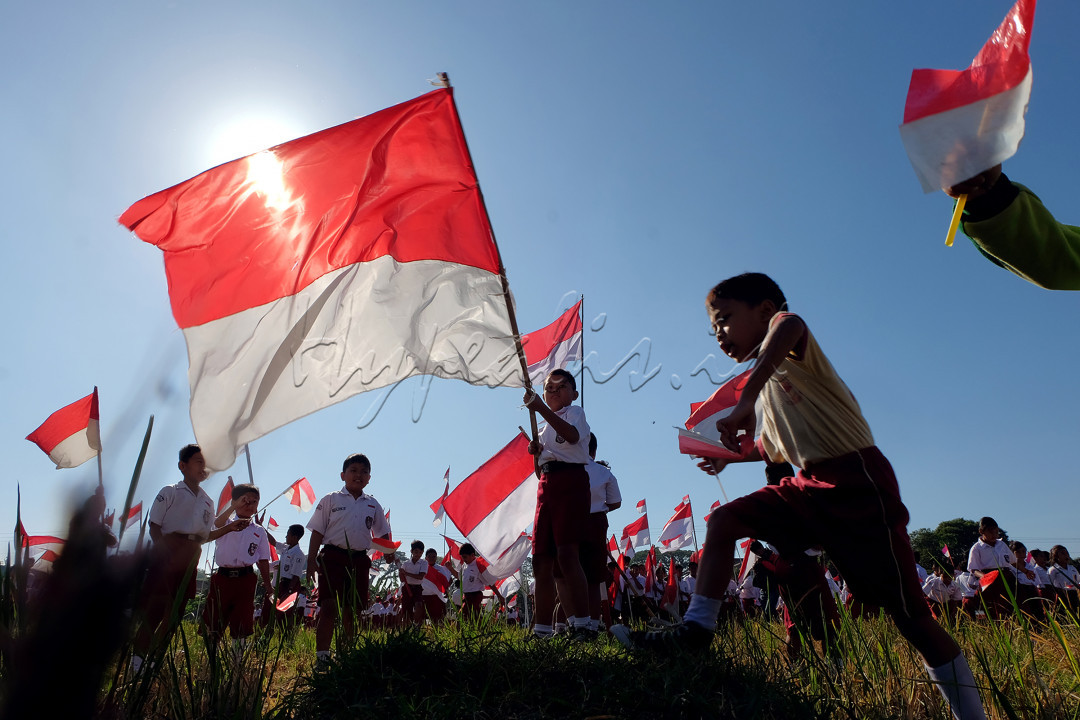 Kami kelak akan menjadi generasi emas, kami ingin sudahi pembatas ini yang di sebnut pandemi.