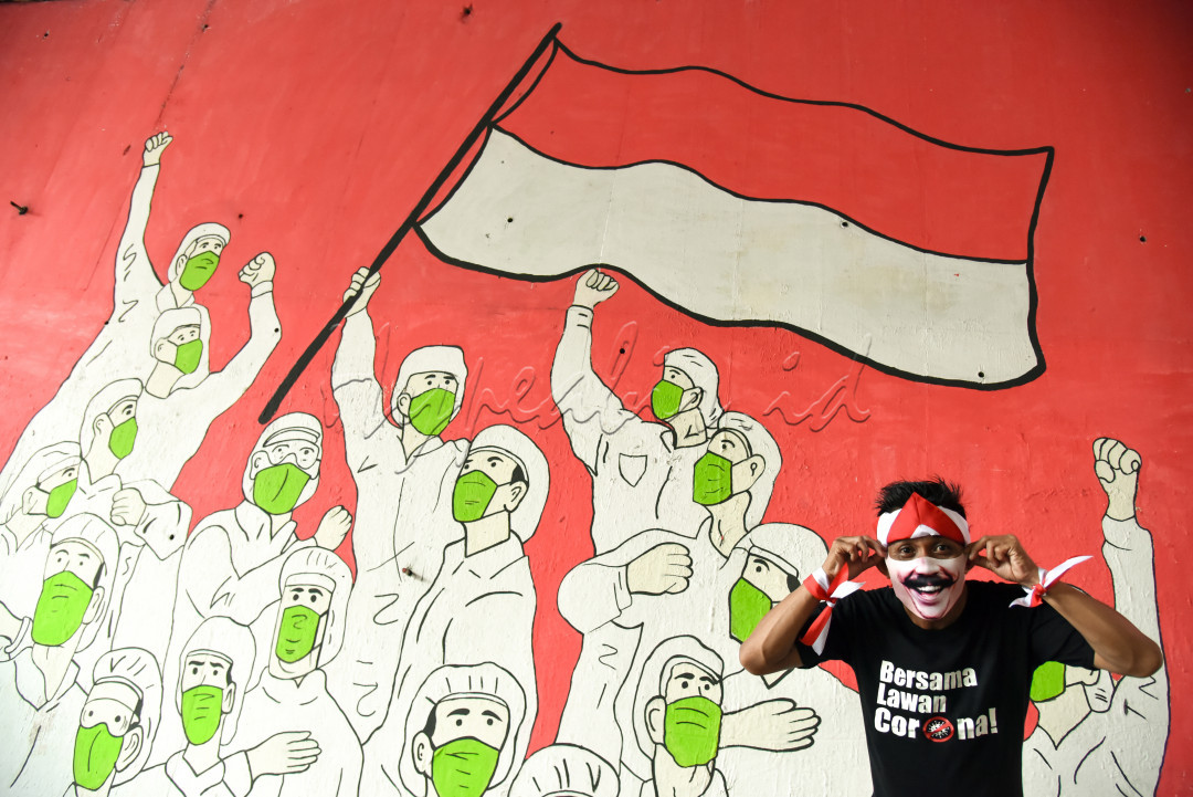 Bersama Lawan Corona!<br />
<br />
Adaptasi kebiasaan baru mungkin terasa berat, tapi tak ada pilihan lain untuk menjadi lebih kuat dalam menghadapi pandemi ini.<br />
<br />
Kawan... Tetaplah tersenyum meskipun tidak terlihat...