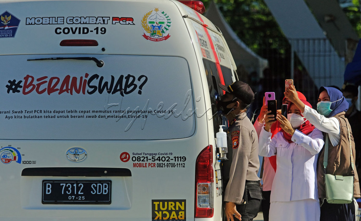 Provinsi Sulawesi Selatan melakukan Tes&nbsp;Swab&nbsp;Massal kepada PNS dan masyarakat di Lapangan Karebosi Makassar, Kamis (10/9/2020).