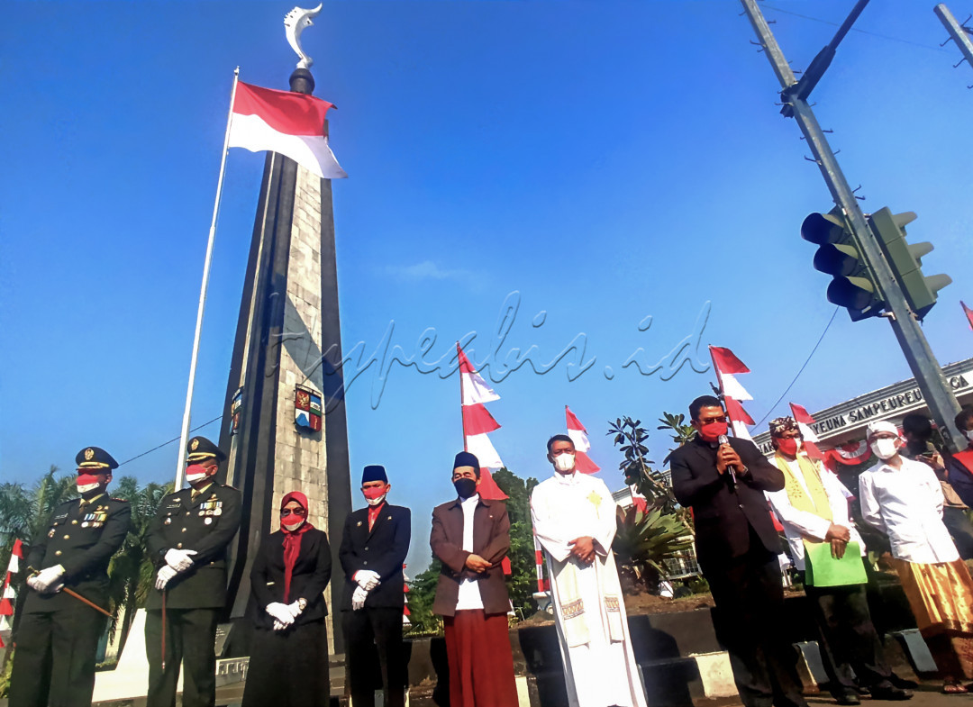 <p>Doa Lintas Agama, memperingati Dirgahayu Indonesia yang ke 76,&nbsp;di Tugu Kujang Bogor Jawa Barat (Selasa, 17 Agustus 2021</p>