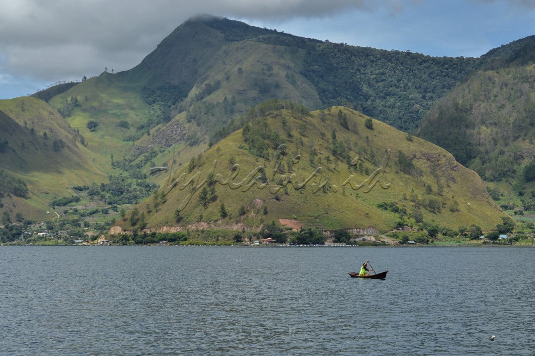 Hypeabis - Keindahan Danau Toba