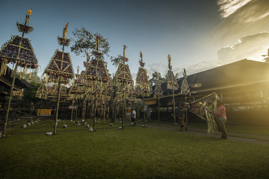 Potret Budaya di Daerah Karangasem khusunya Desa Selat yang membuat Dangsil yang di letakan di Pura