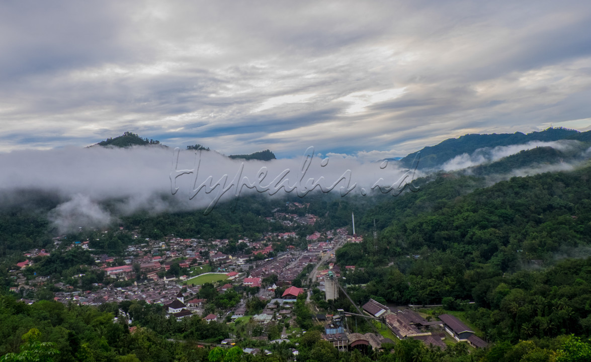 Exotisme kota sawah lunto lunto yang terletak di daerah sumatra barat.