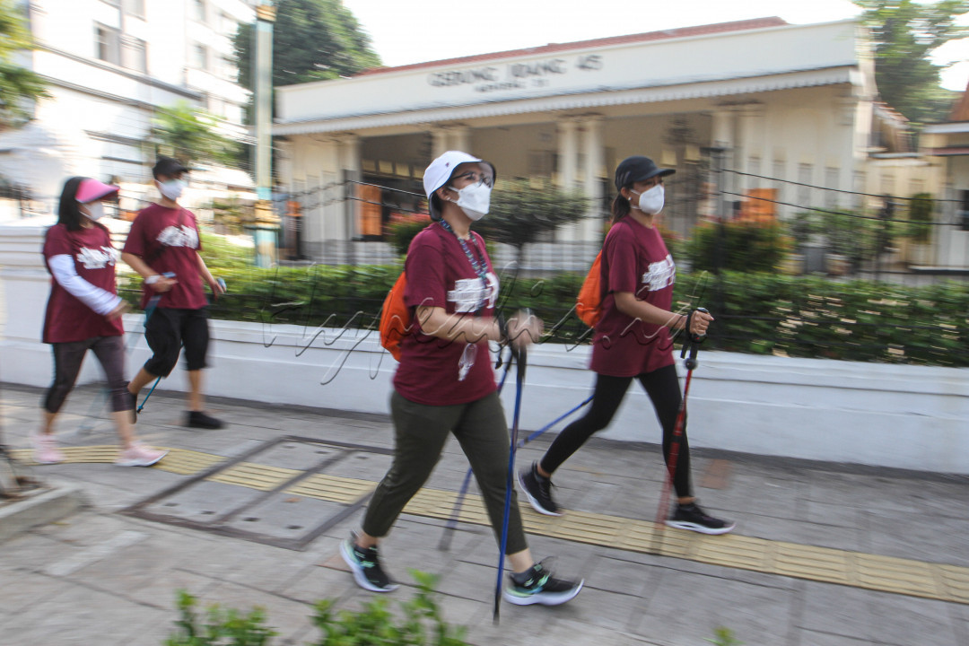 Olahraga satu ini menawarkan pengalaman berjalan kaki yang bisa memberi stimulasi efektif terhadap struktur tubuh agar lebih sehat.